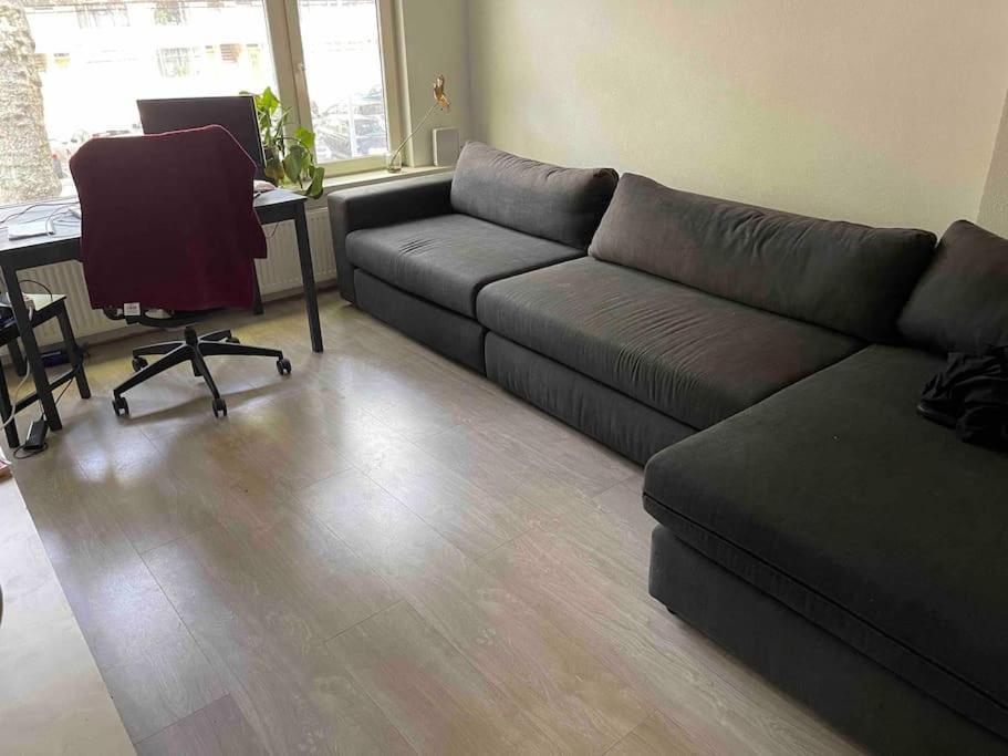 Private Double Bed Room Only With Balcony In Apartment Rotterdam Esterno foto